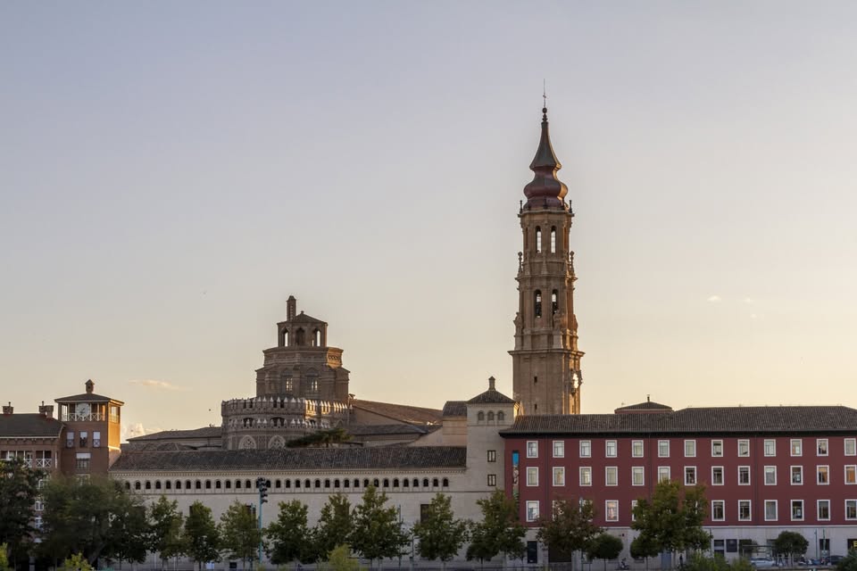 Las bombas del Pilar: el testimonio de un episodio que marcó la historia de Zaragoza
